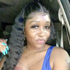 Meet your Posher, Lanisha